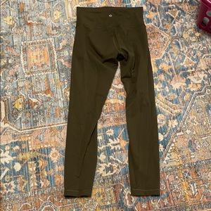 lululemon wunder unders